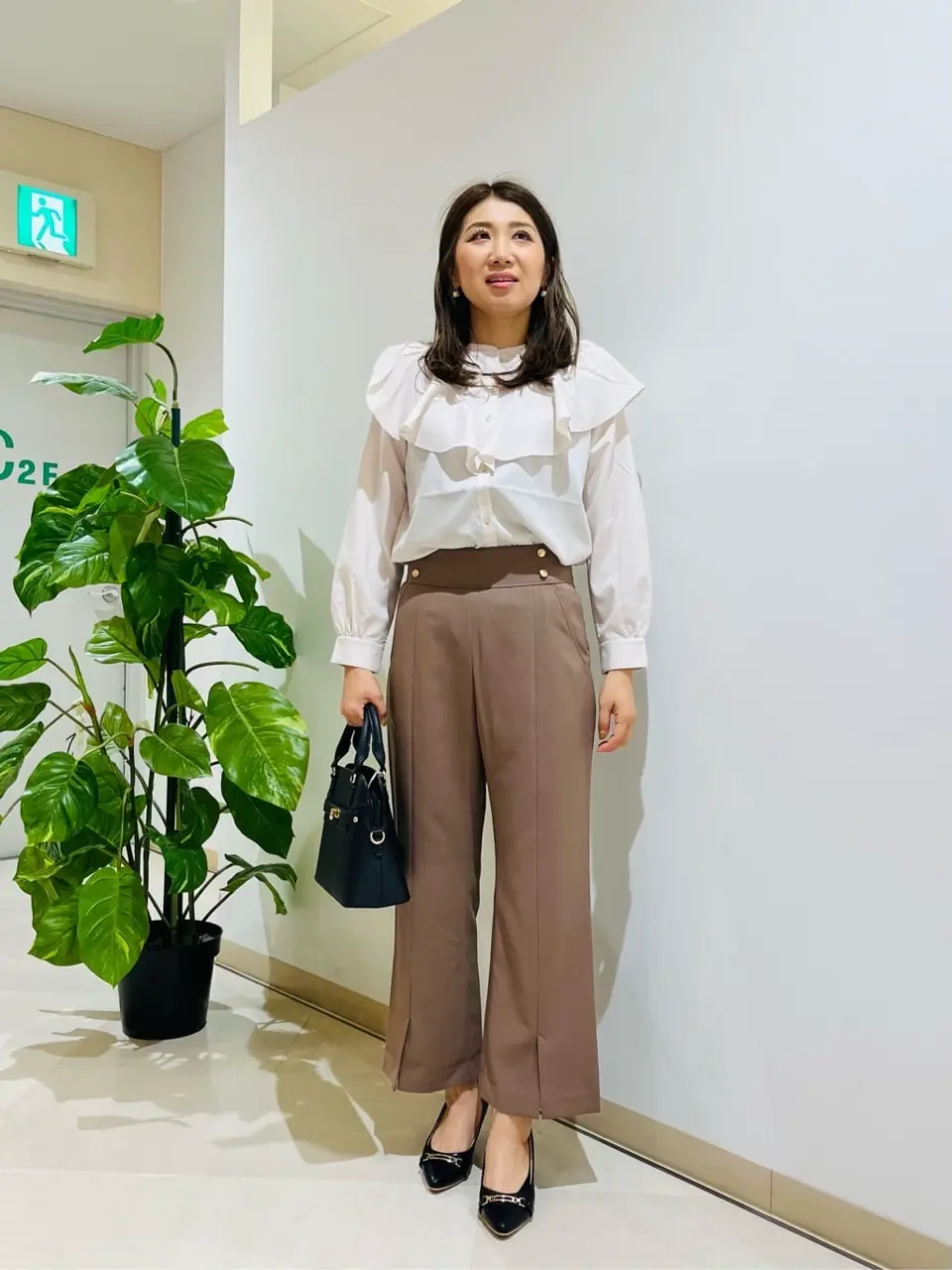 ANY SIS 石川 コーディネート画像