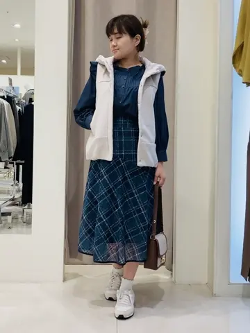 ANY SIS 川根　彩 コーディネート画像