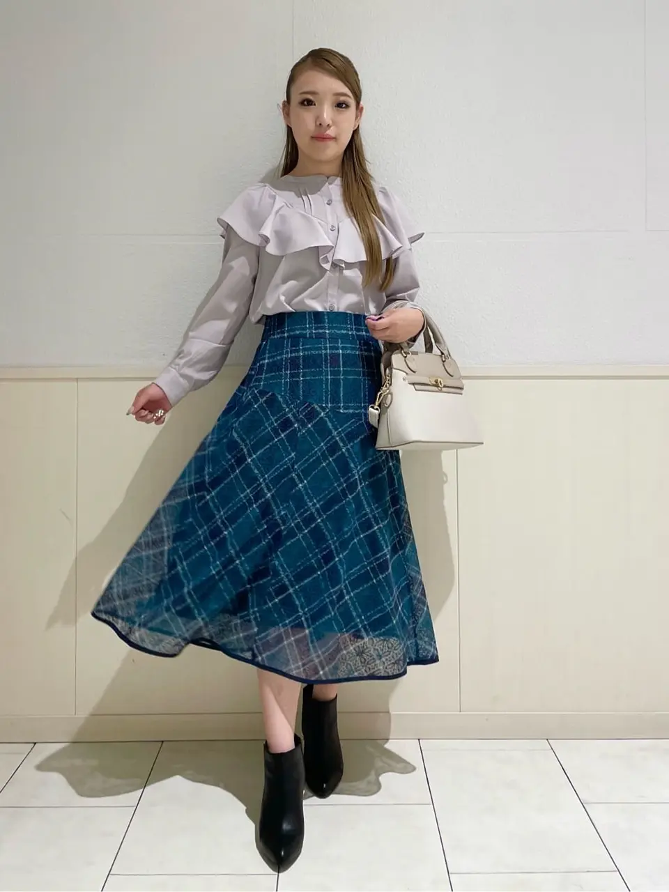 ANY SIS 土居 コーディネート画像