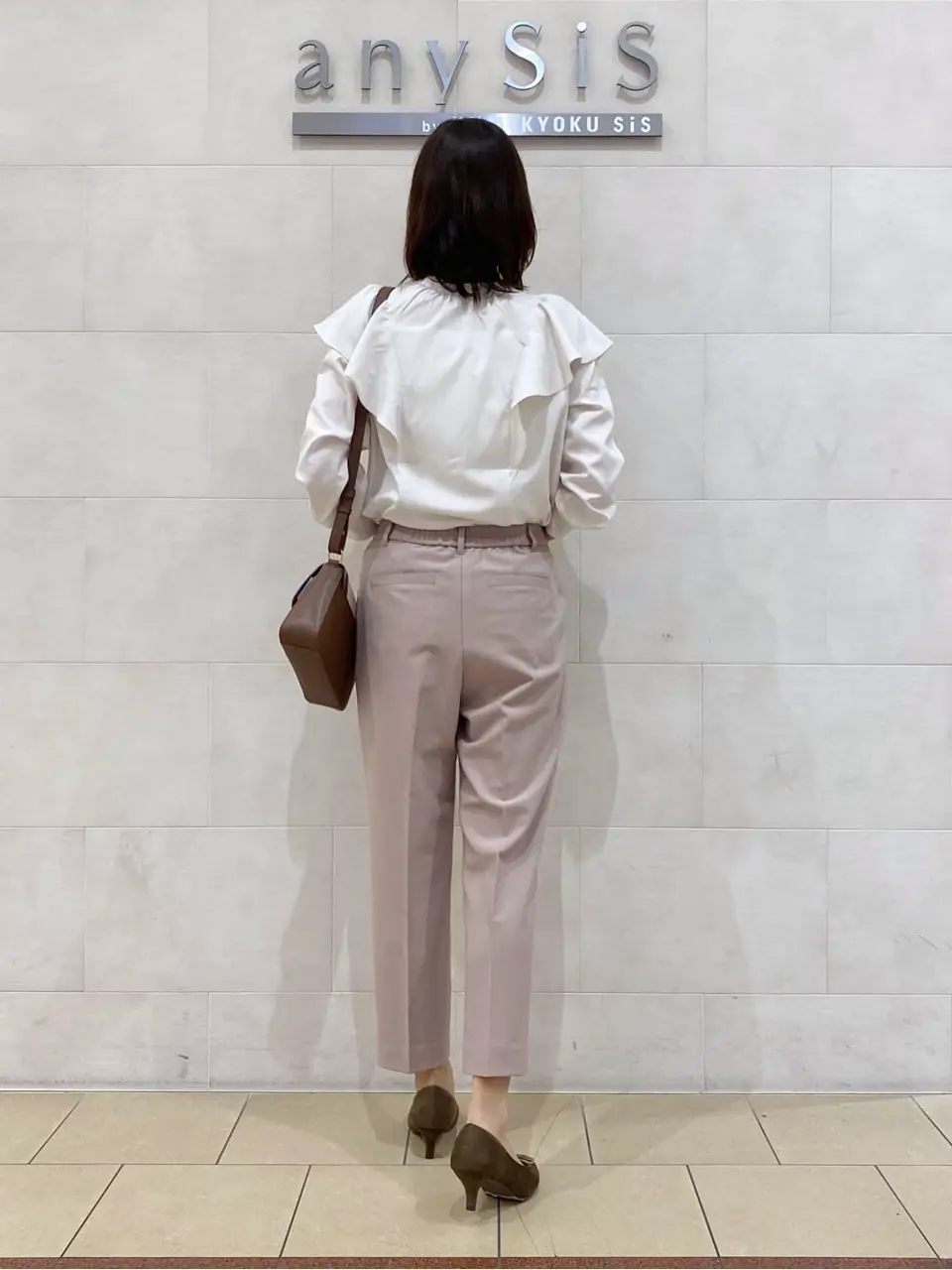 ANY SIS 髙橋 コーディネート画像
