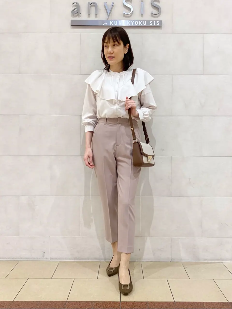 ANY SIS 髙橋 コーディネート画像