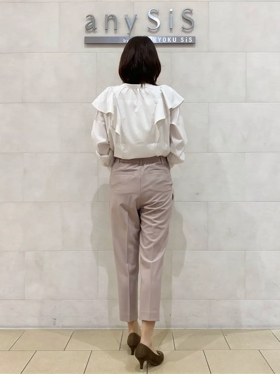 ANY SIS 髙橋 コーディネート画像