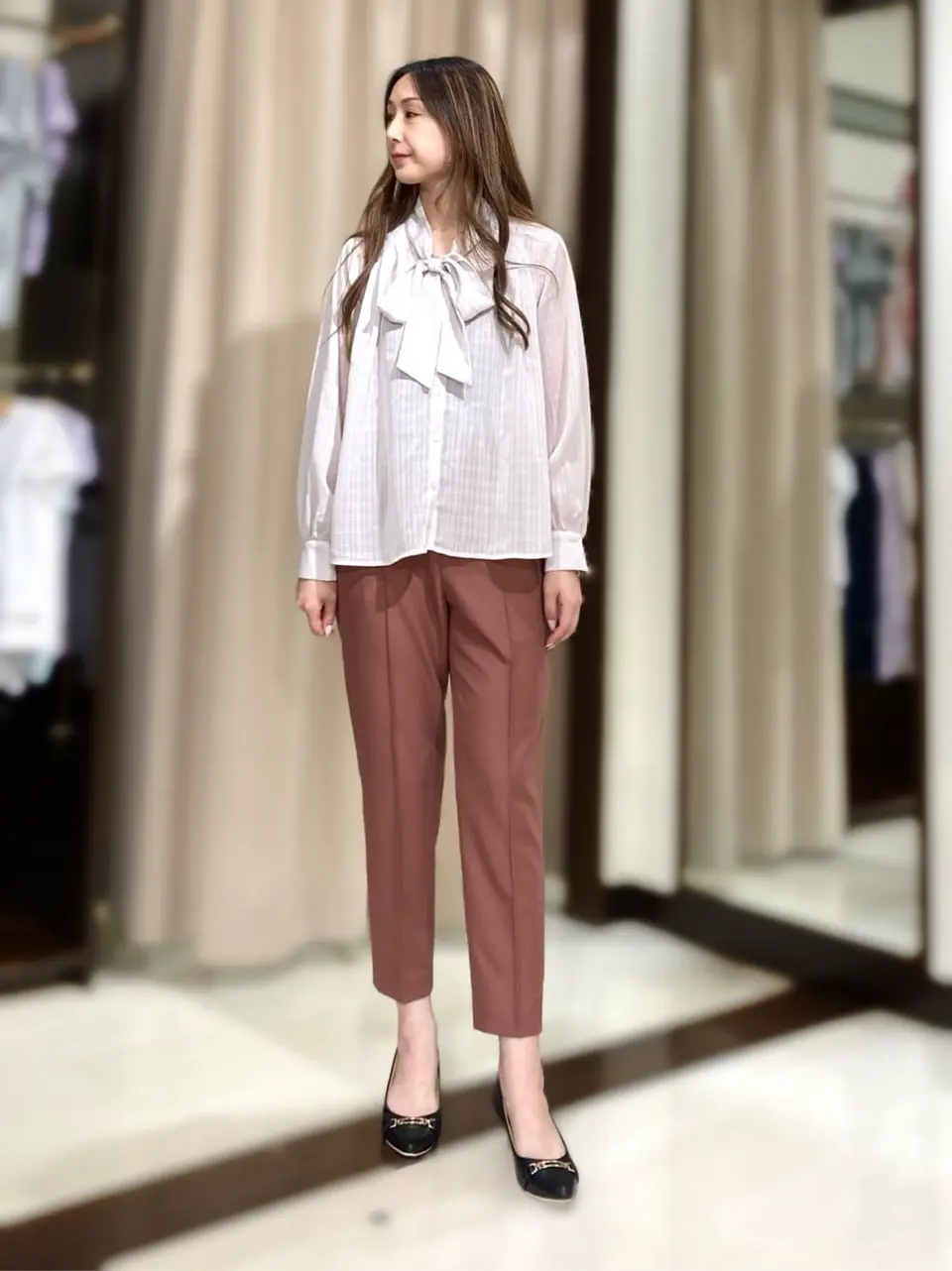 ANY SIS STAFF コーディネート画像