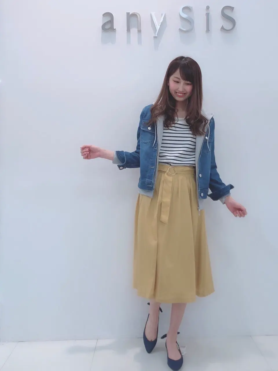 ANY SIS スタッフ コーディネート画像