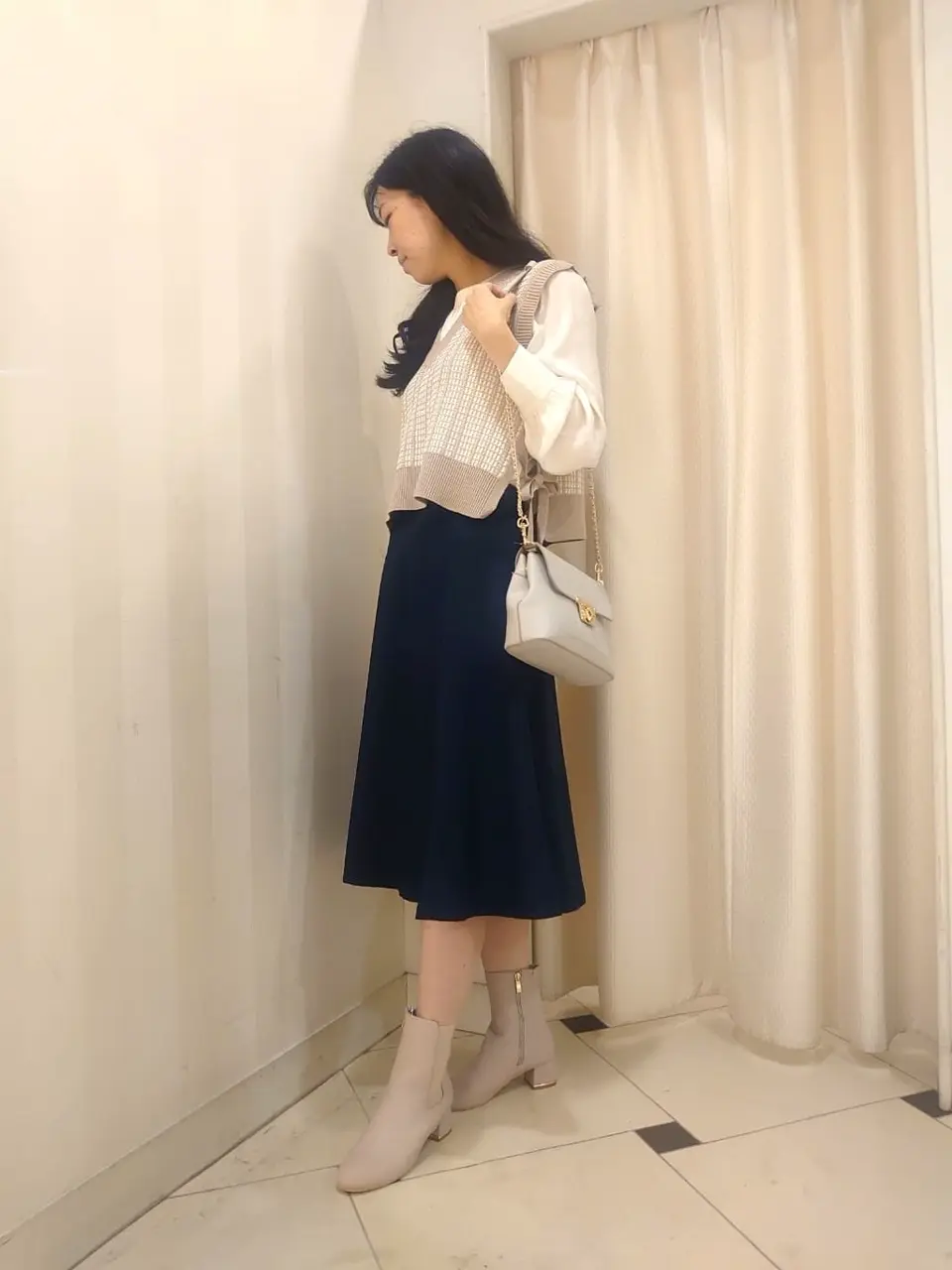 ANY SIS スタッフ コーディネート画像