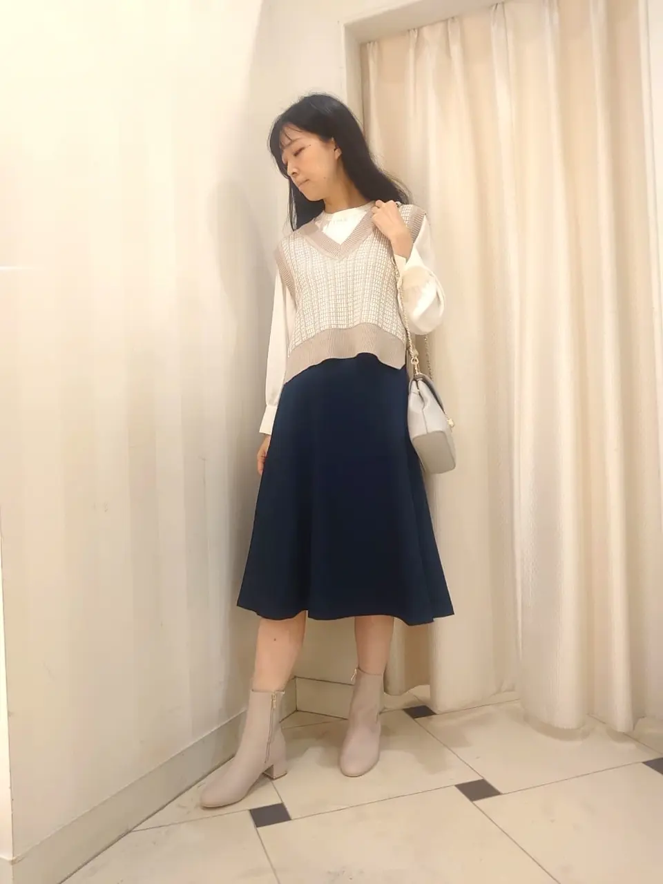 ANY SIS スタッフ コーディネート画像