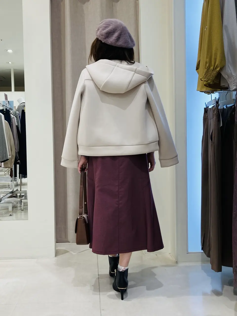 ANY SIS 川根　彩 コーディネート画像