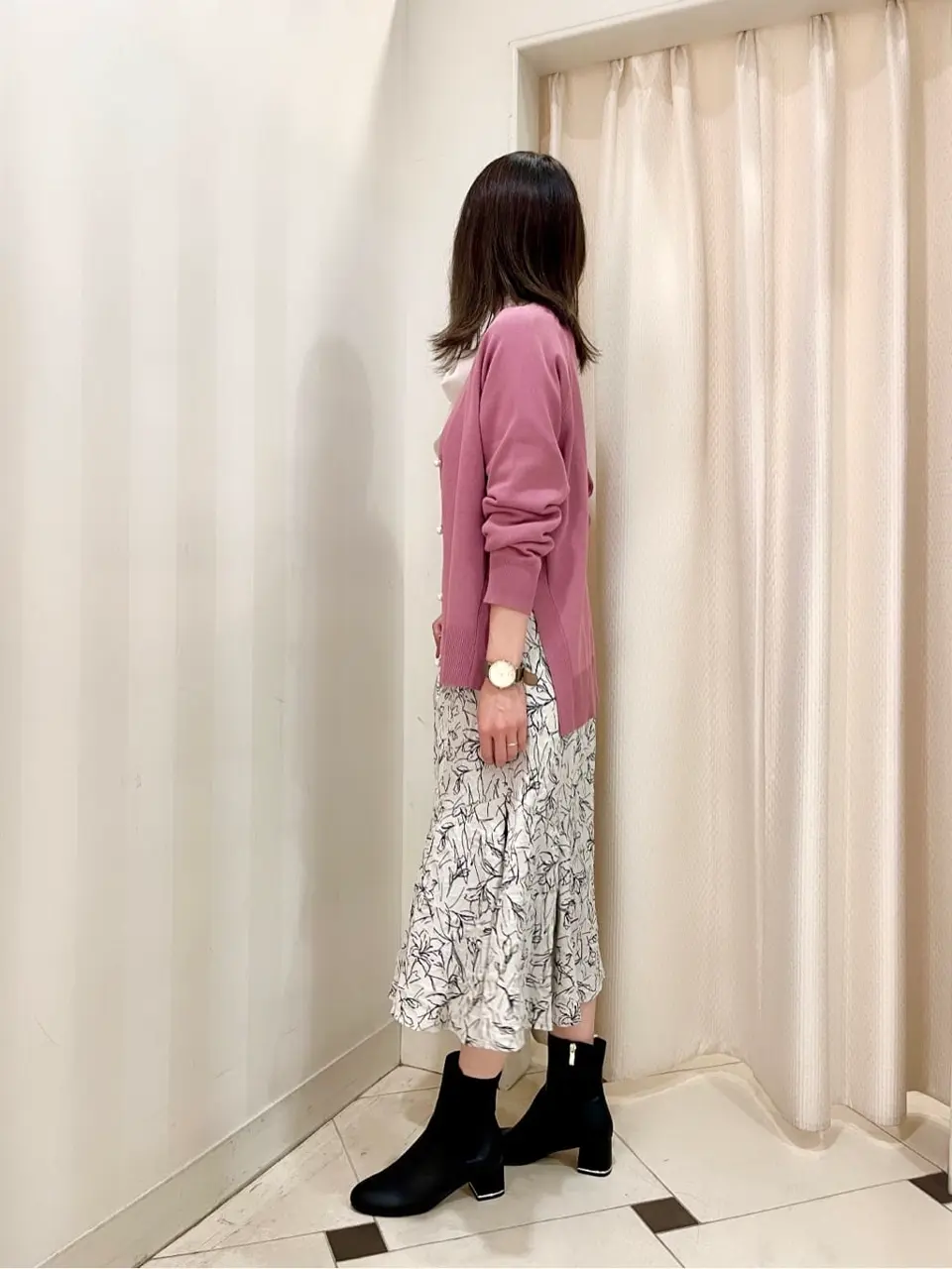 ANY SIS 金井 コーディネート画像