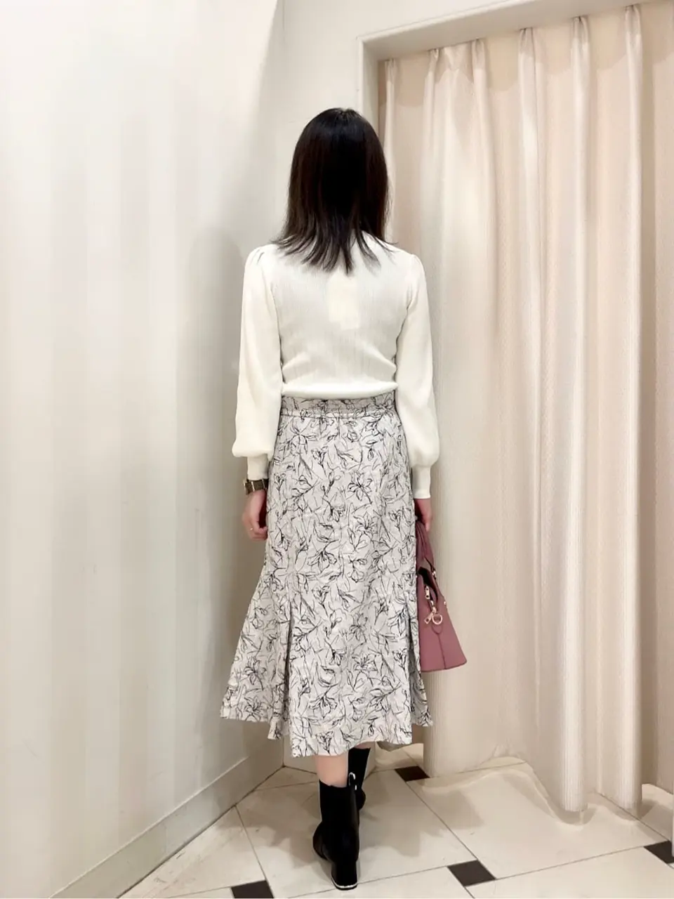 ANY SIS 金井 コーディネート画像