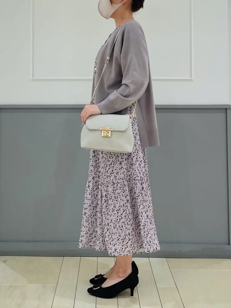 ANY SIS 咲本 コーディネート画像