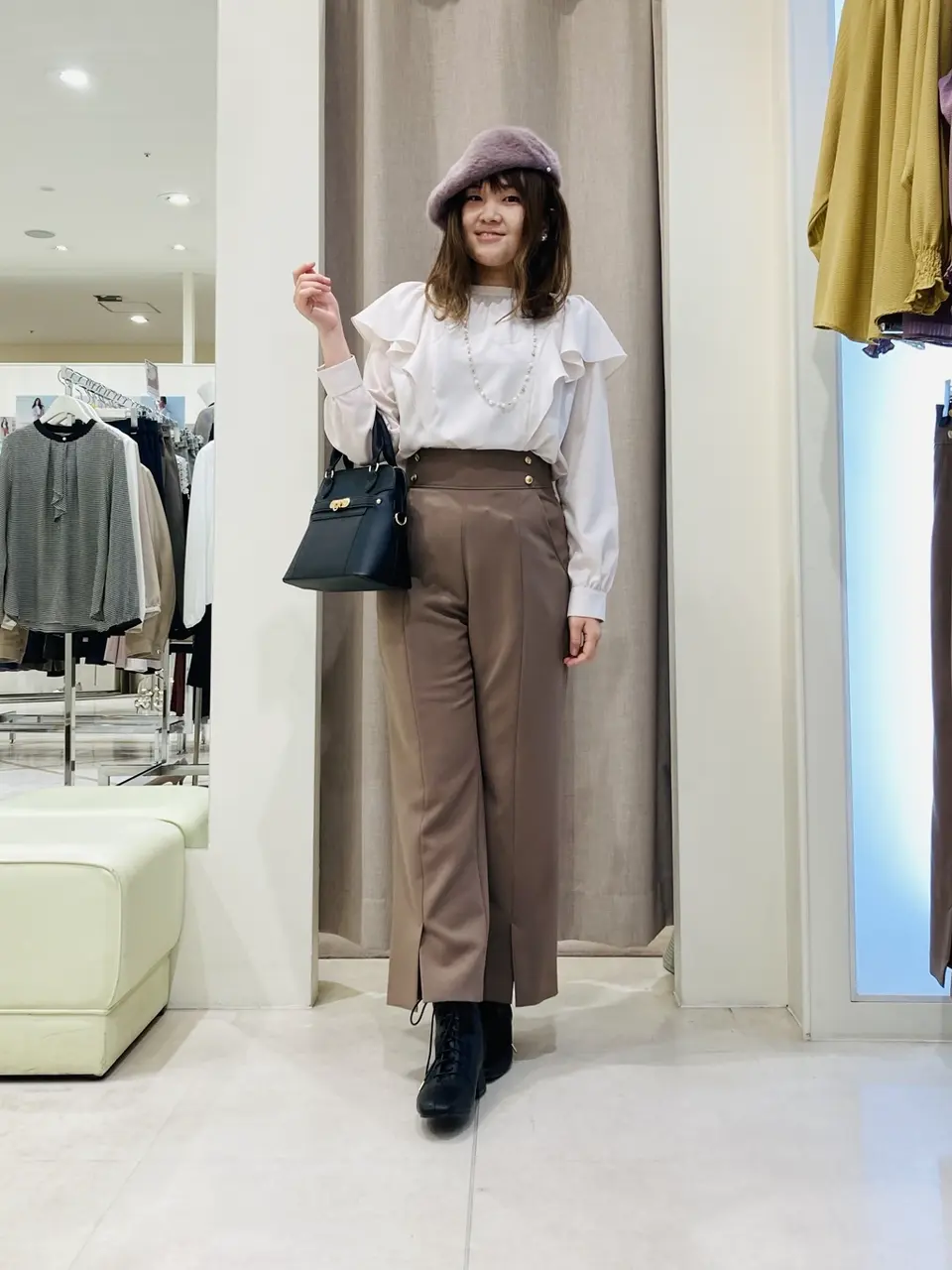 ANY SIS 川根　彩 コーディネート画像