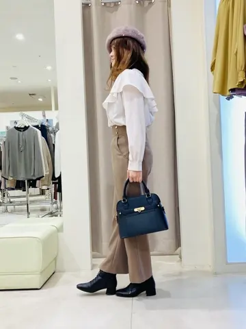 ANY SIS 川根　彩 コーディネート画像