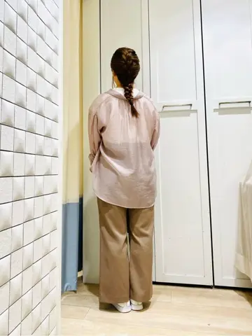 ANY SIS スタッフ コーディネート画像