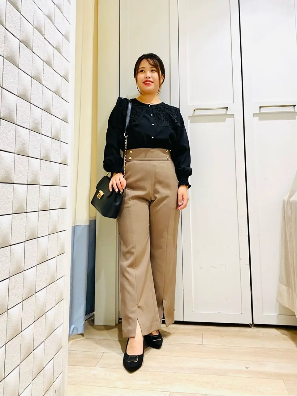 ANY SIS スタッフ コーディネート画像