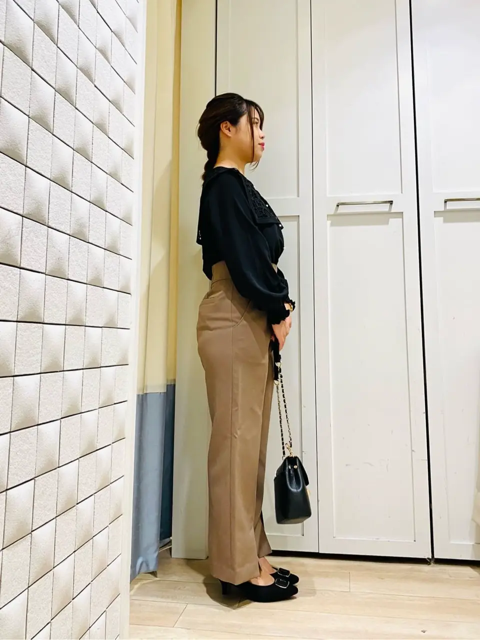 ANY SIS スタッフ コーディネート画像