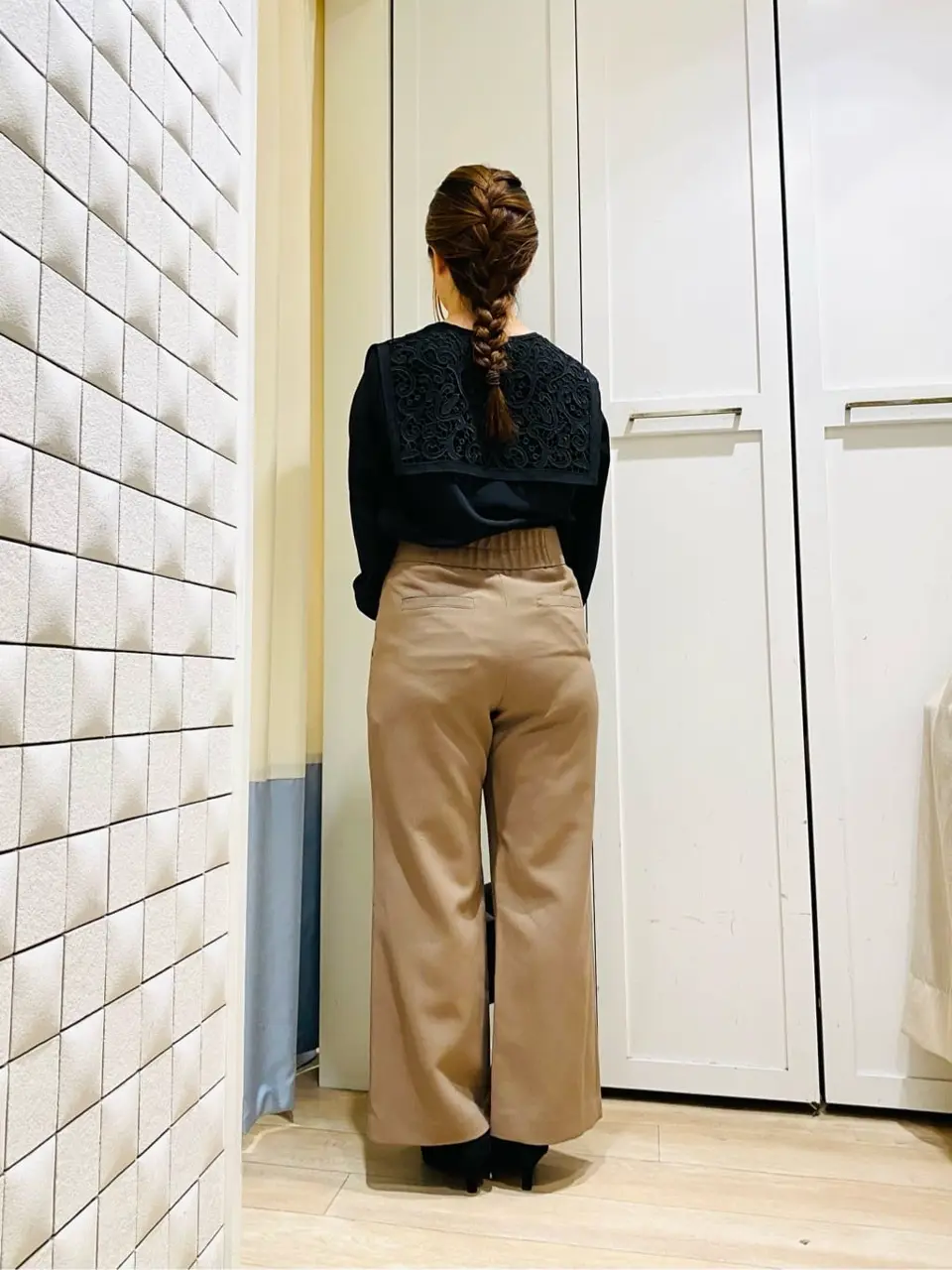 ANY SIS スタッフ コーディネート画像