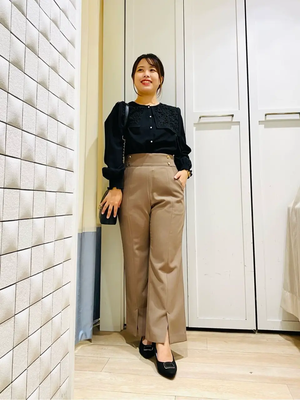 ANY SIS スタッフ コーディネート画像