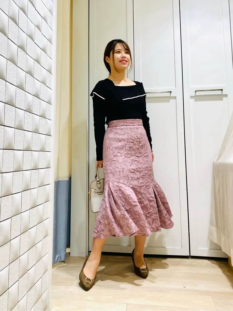 ANY SIS スタッフ コーディネート画像