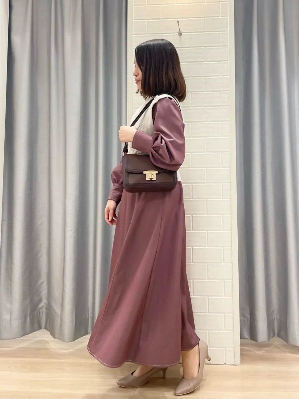 ANY SIS 丸岡 コーディネート画像