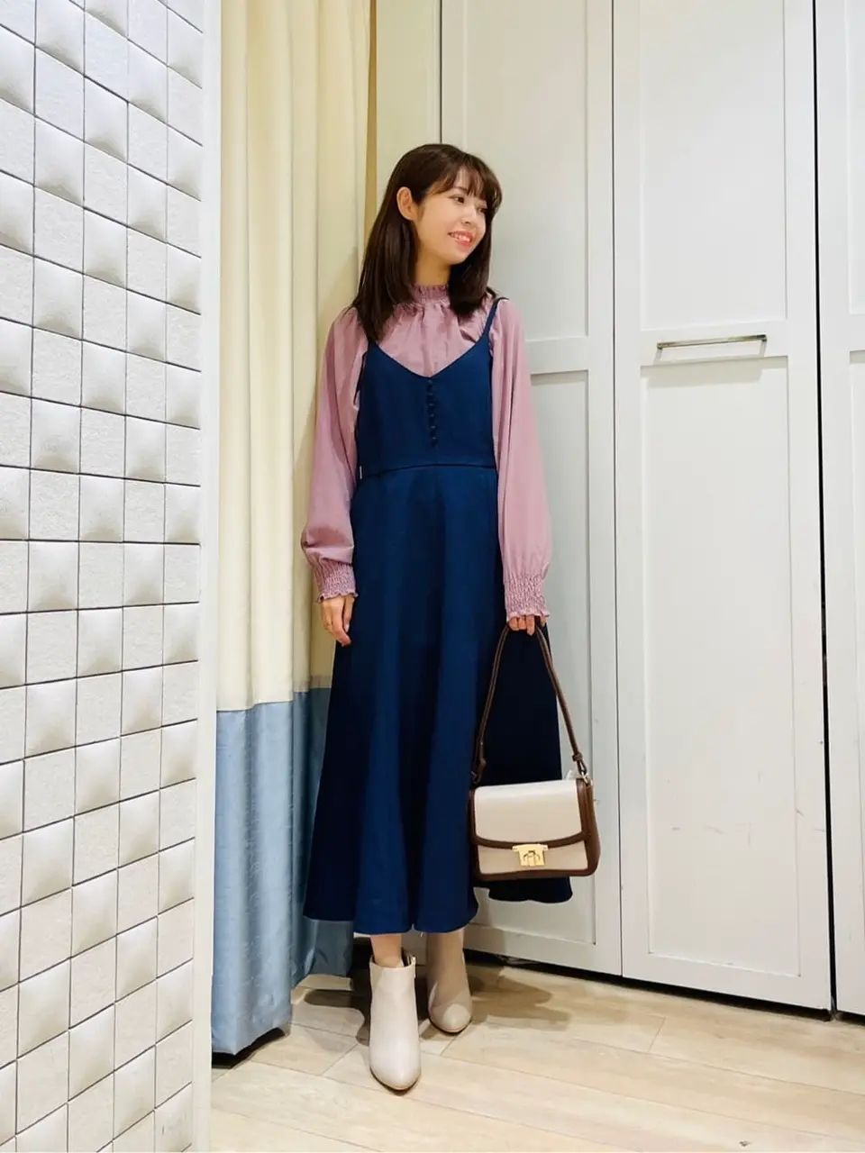 ANY SIS スタッフ コーディネート画像