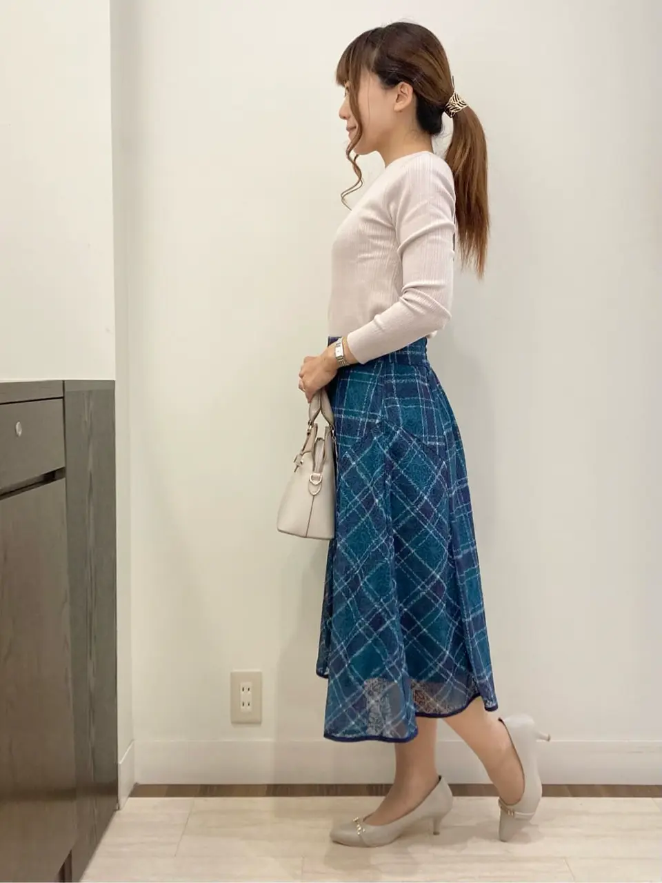 ANY SIS スタッフ コーディネート画像