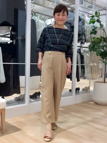 ANY SIS スタッフ コーディネート画像