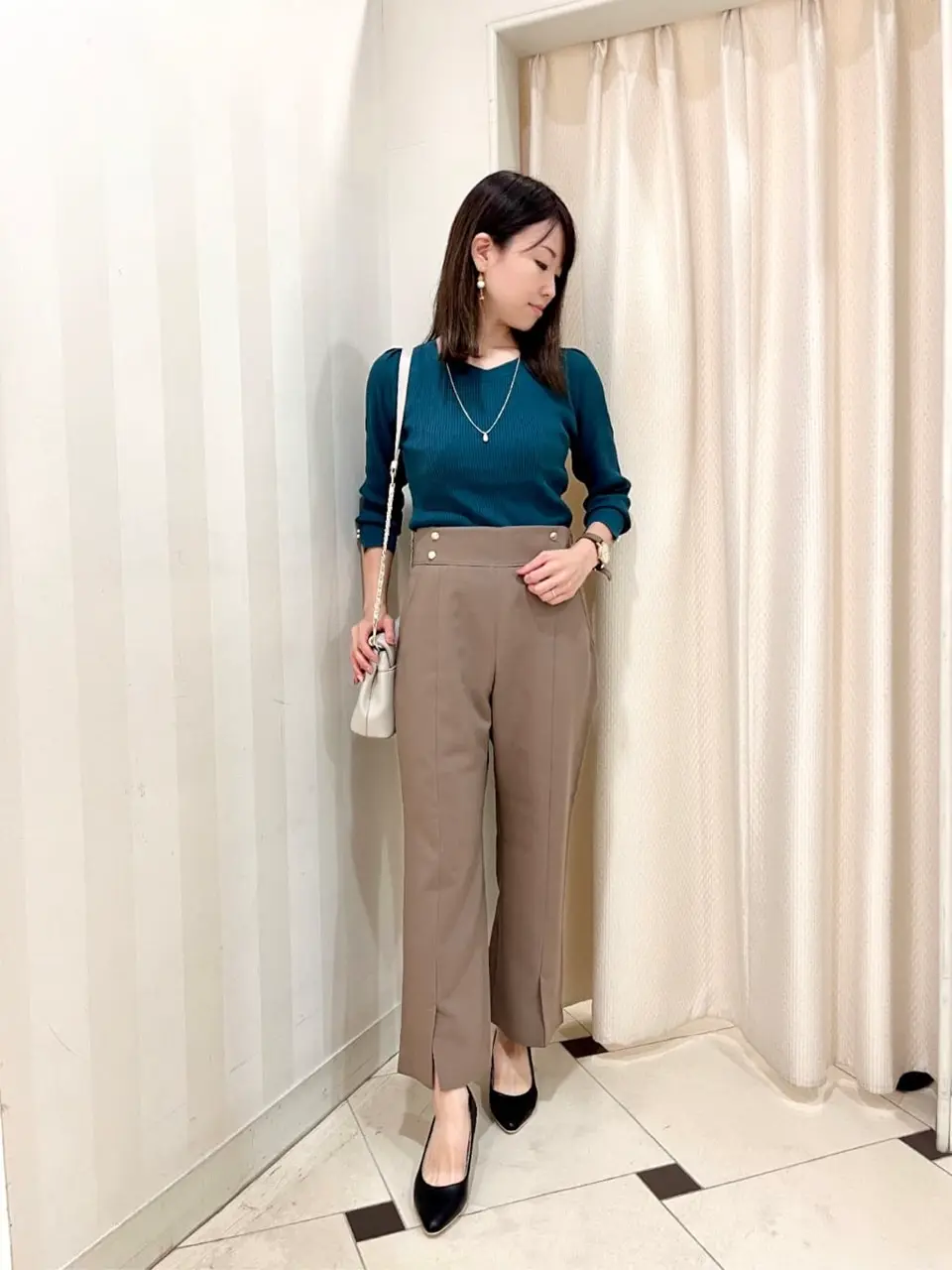 ANY SIS 金井 コーディネート画像