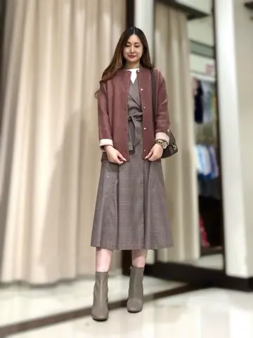 ANY SIS STAFF コーディネート画像