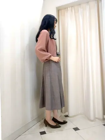 ANY SIS スタッフ コーディネート画像