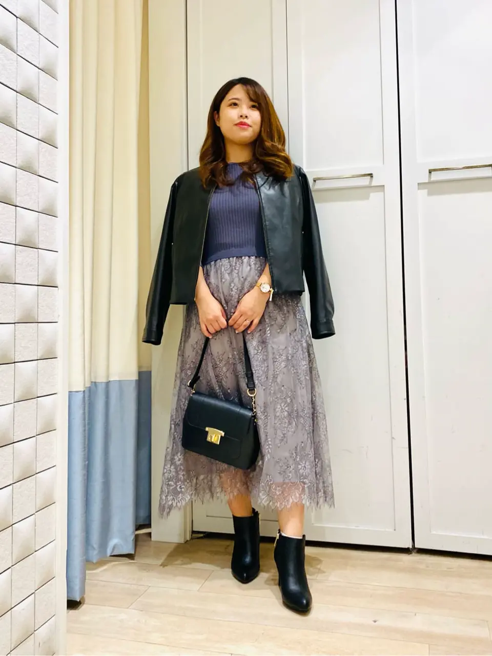 ANY SIS スタッフ コーディネート画像