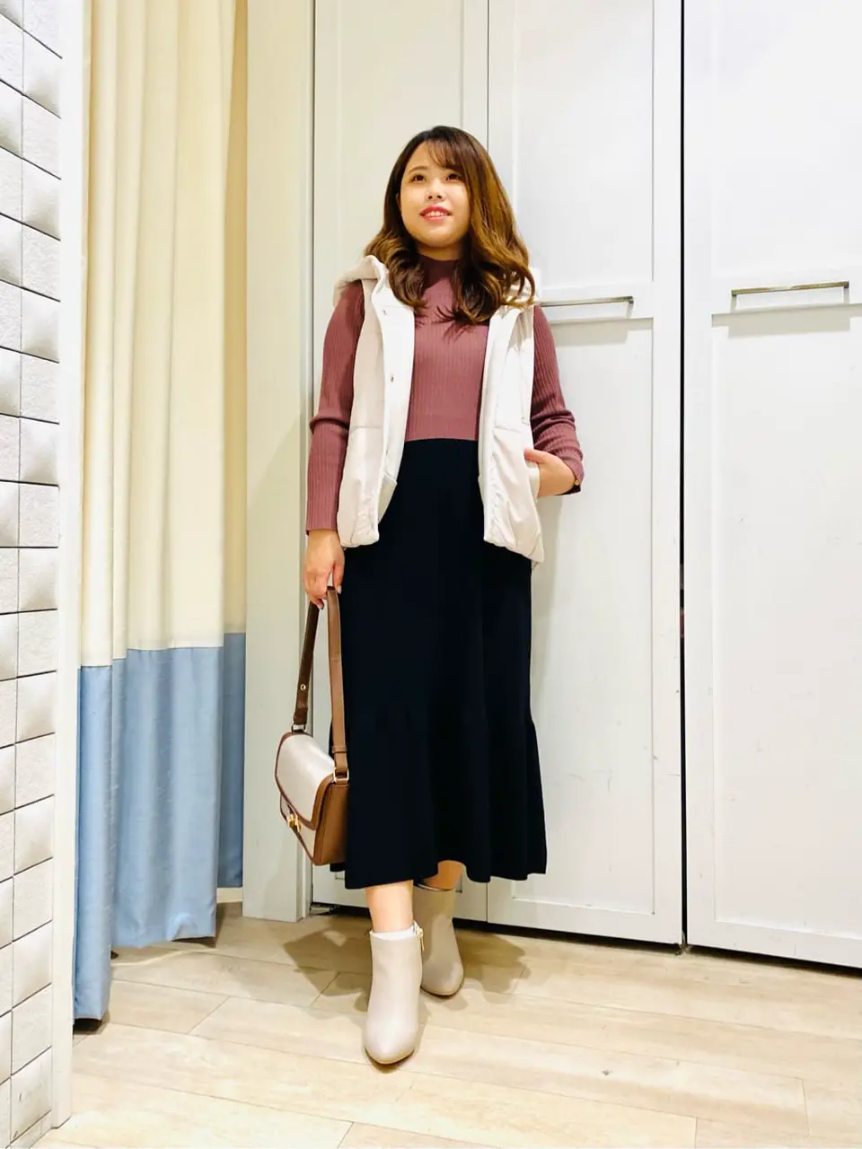 ANY SIS スタッフ コーディネート画像