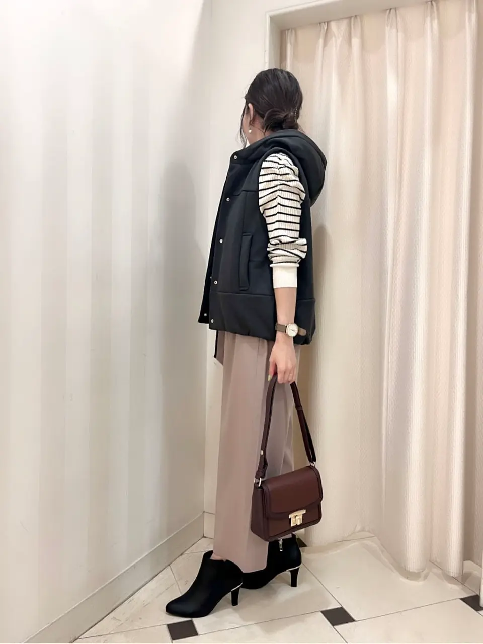 ANY SIS 金井 コーディネート画像