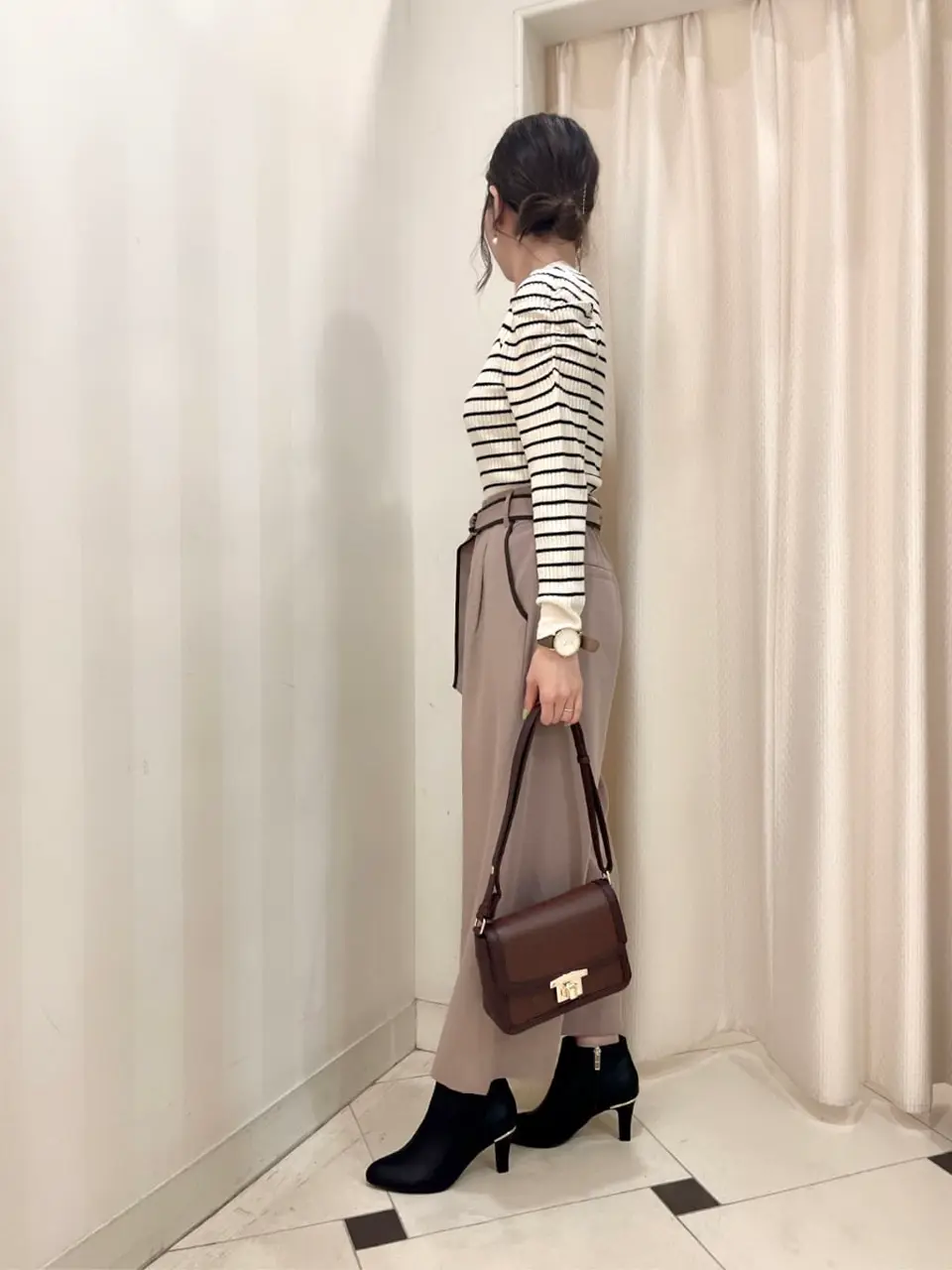 ANY SIS 金井 コーディネート画像