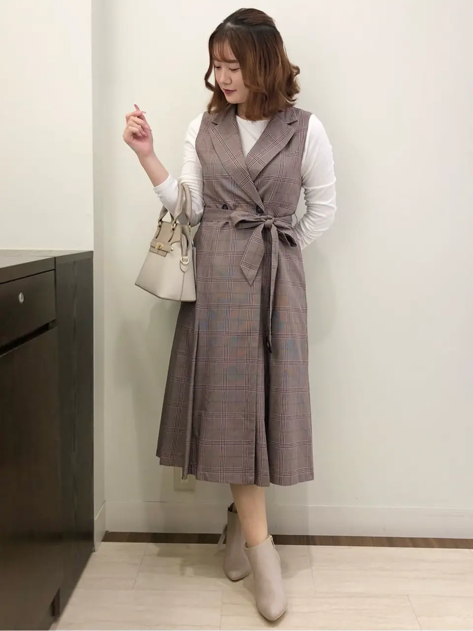 ANY SIS スタッフ コーディネート画像