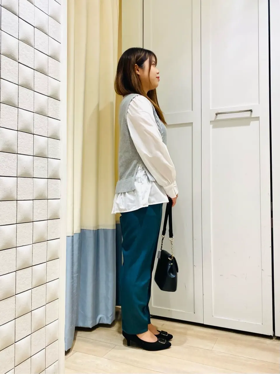 ANY SIS スタッフ コーディネート画像