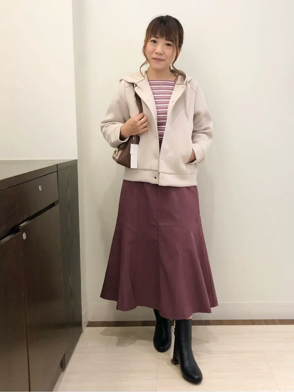 ANY SIS スタッフ コーディネート画像