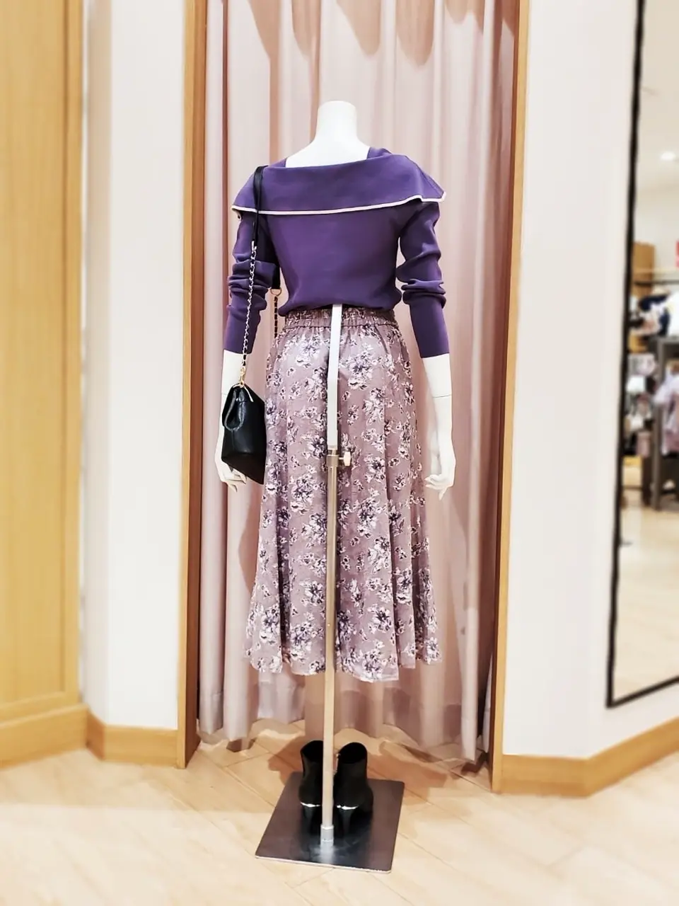 ANY SIS 岩田 コーディネート画像