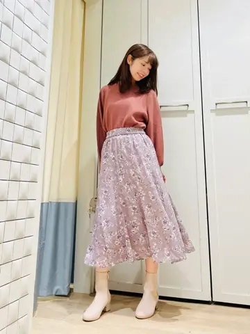 ANY SIS スタッフ コーディネート画像