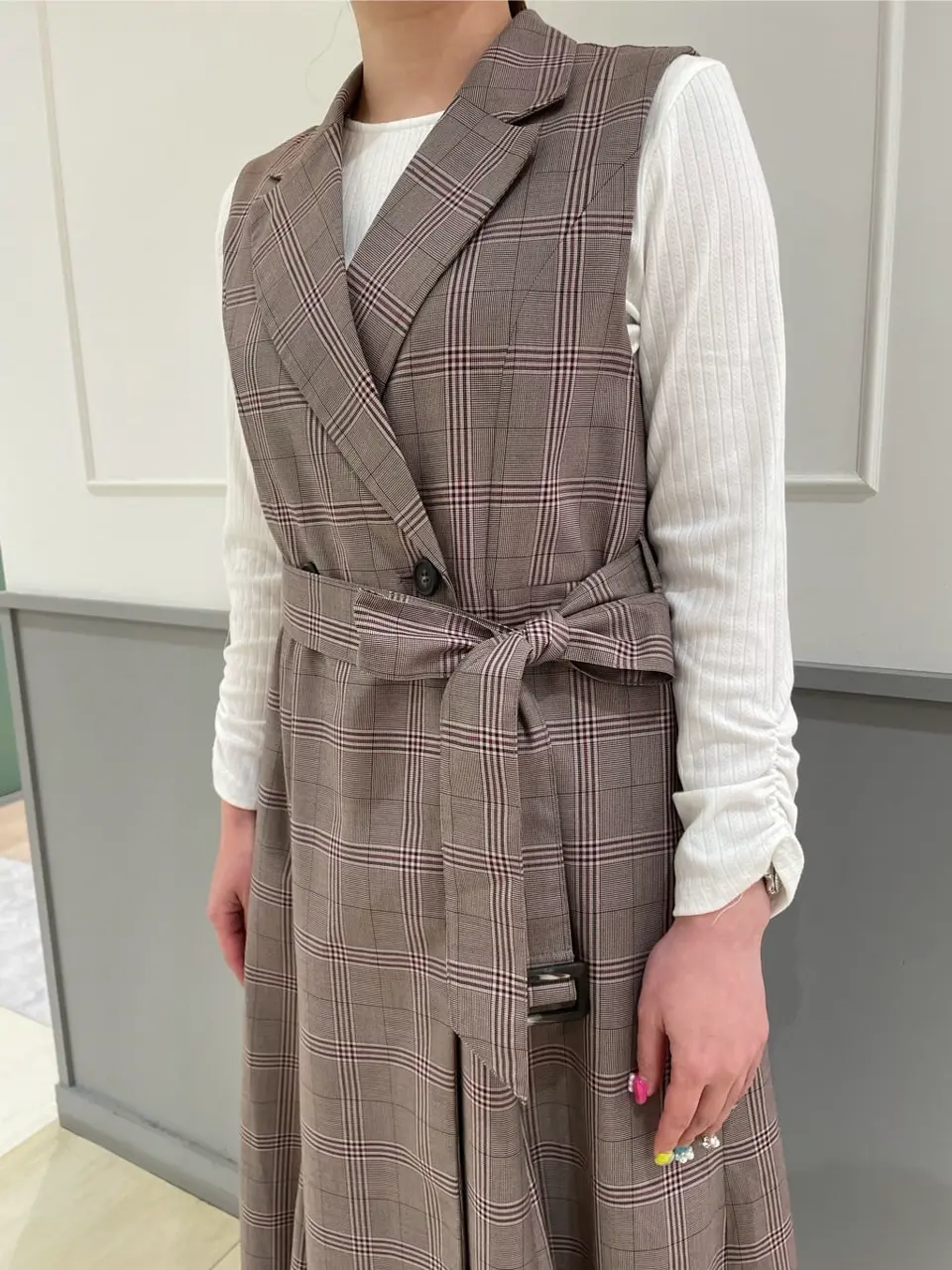 ANY SIS 咲本 コーディネート画像