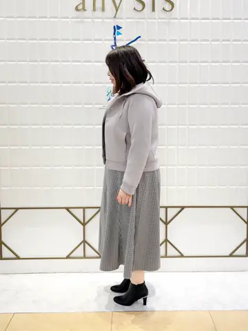 ANY SIS 西田 コーディネート画像