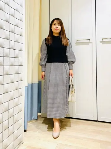 ANY SIS スタッフ コーディネート画像