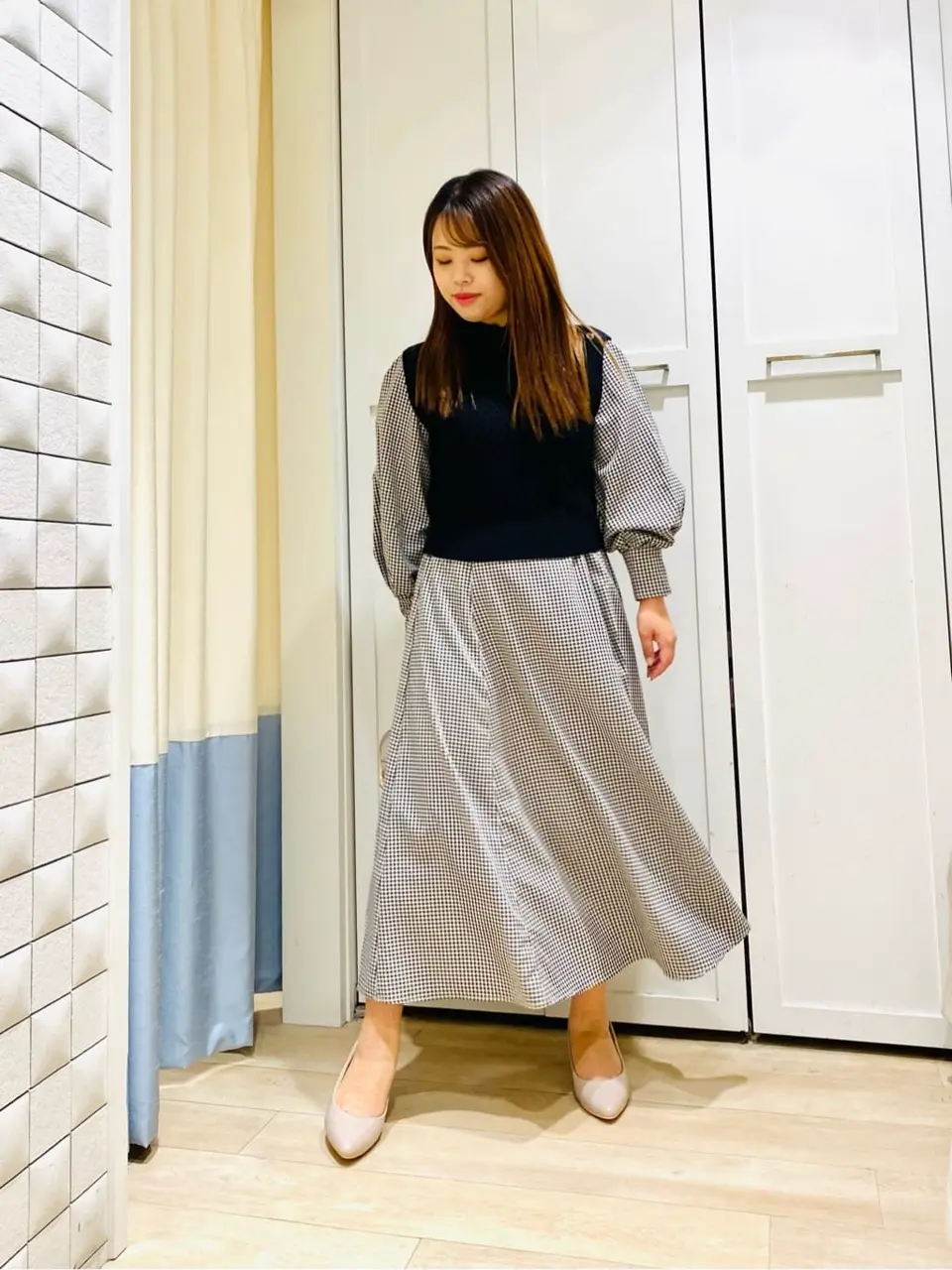 ANY SIS スタッフ コーディネート画像