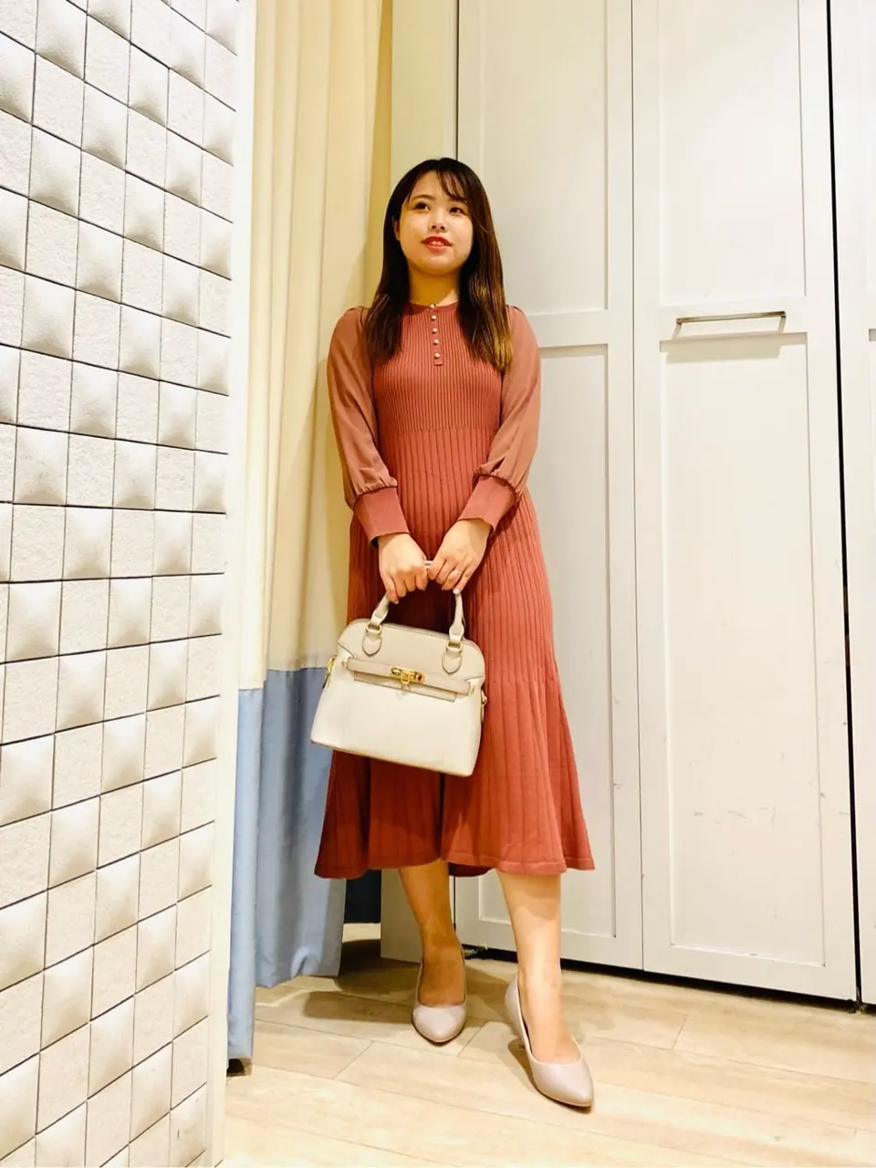 ANY SIS スタッフ コーディネート画像