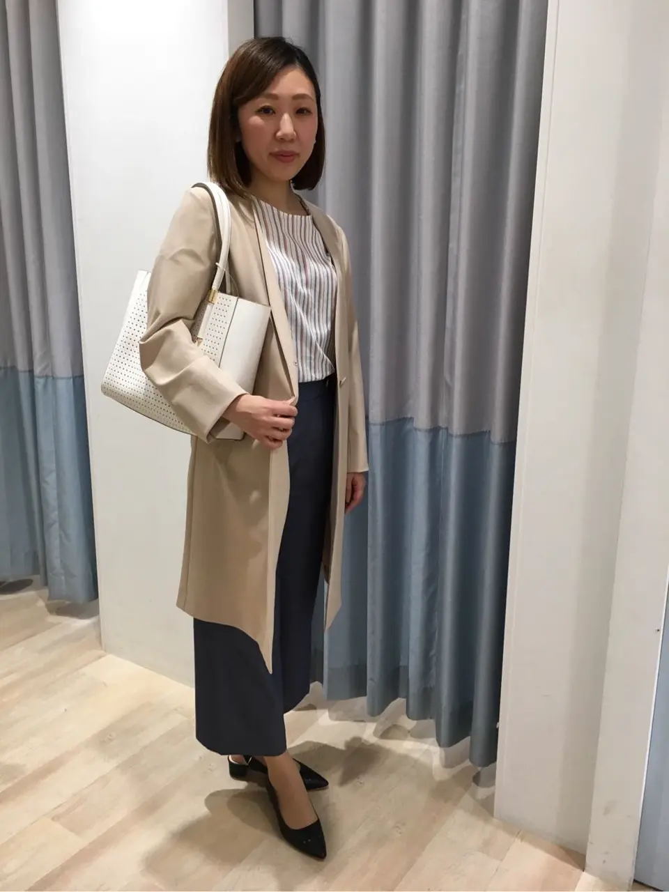 ANY SIS スタッフ コーディネート画像