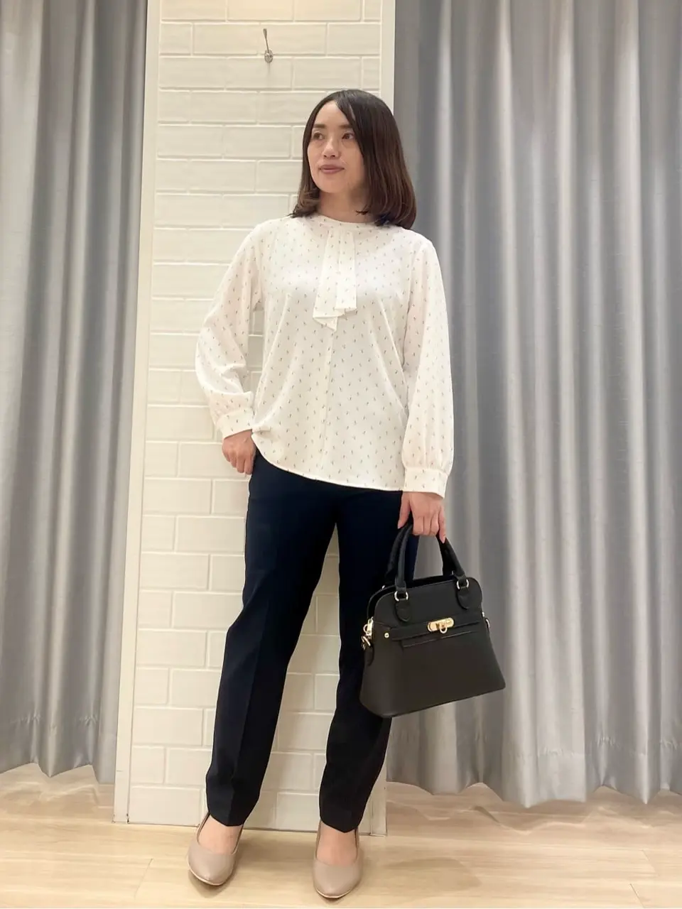 ANY SIS 丸岡 コーディネート画像