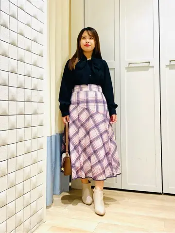 ANY SIS スタッフ コーディネート画像