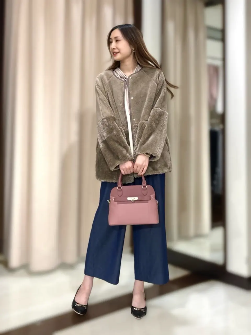 ANY SIS STAFF コーディネート画像