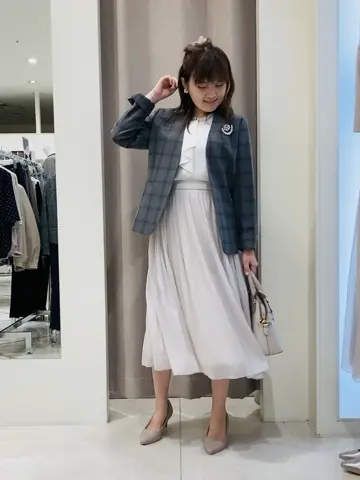 ANY SIS 川根　彩 コーディネート画像