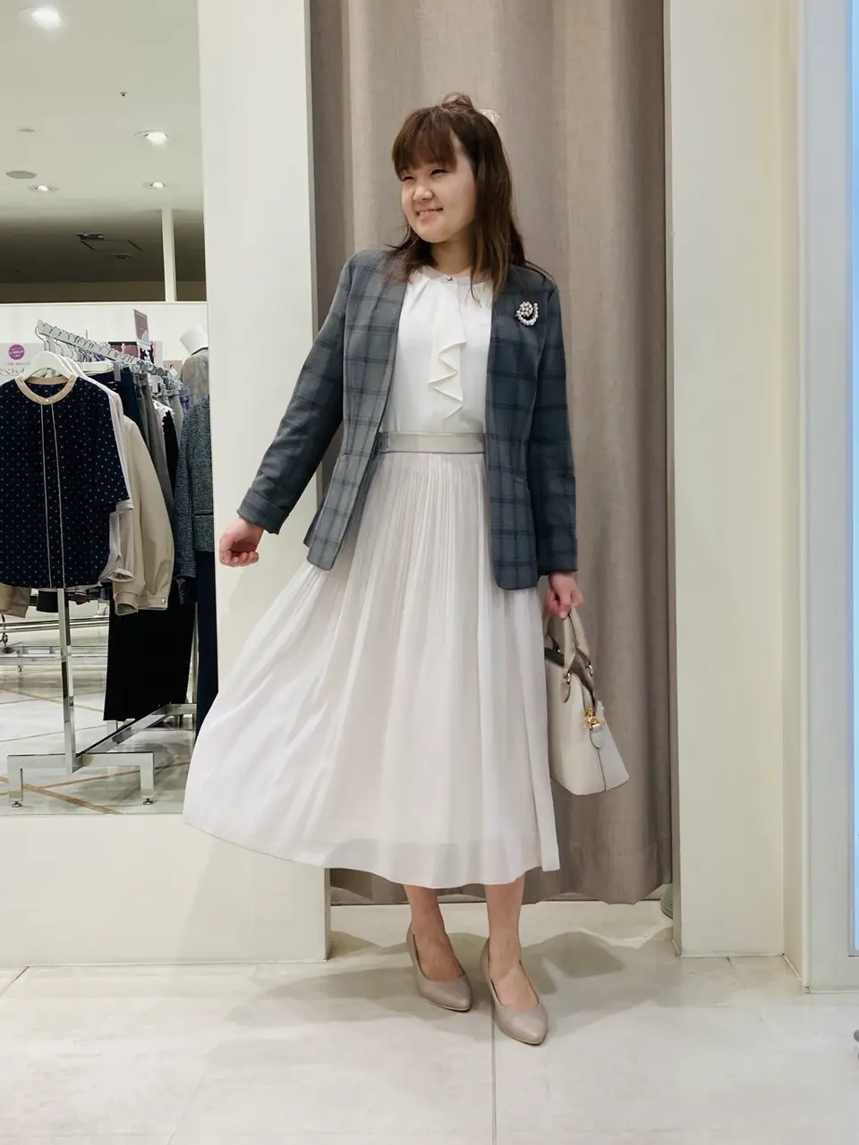 ANY SIS 川根　彩 コーディネート画像