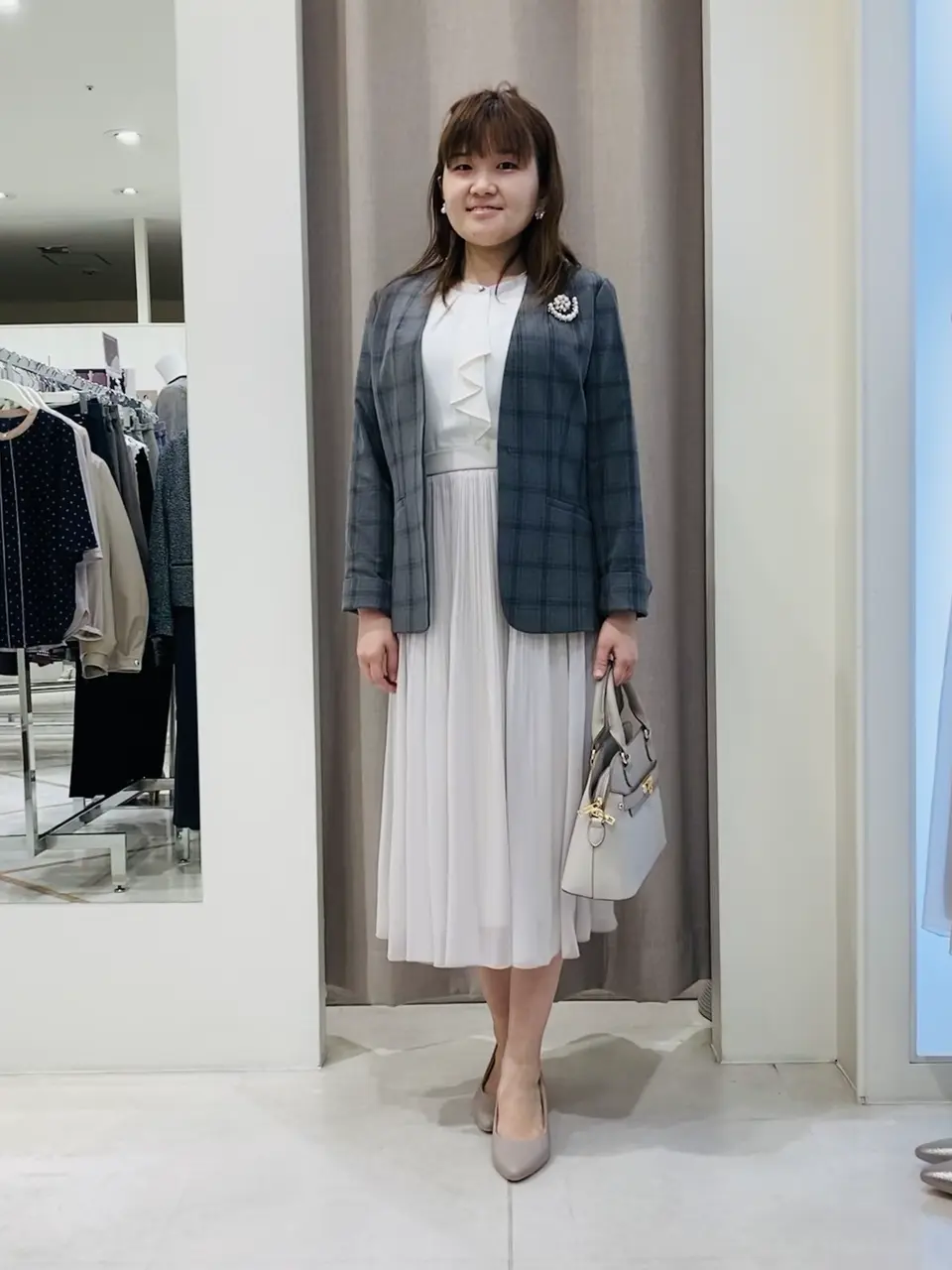 ANY SIS 川根　彩 コーディネート画像